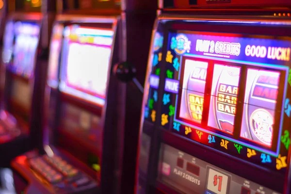 Microgaming slot game interface on hongkong 6d